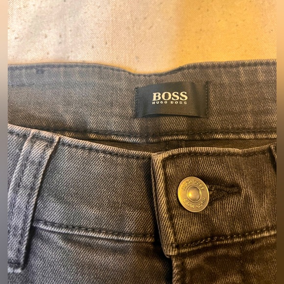 Boss denim pants- grey- in excellent condition. Worn once. 30/32 - Picture 2 of 4